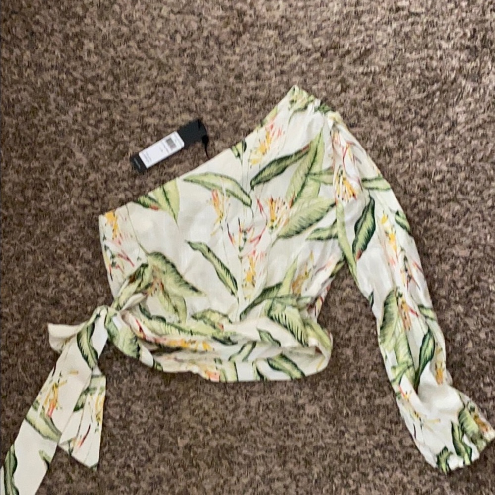 BCBG MaxAzria Birds of Paradise Asymmetric Top